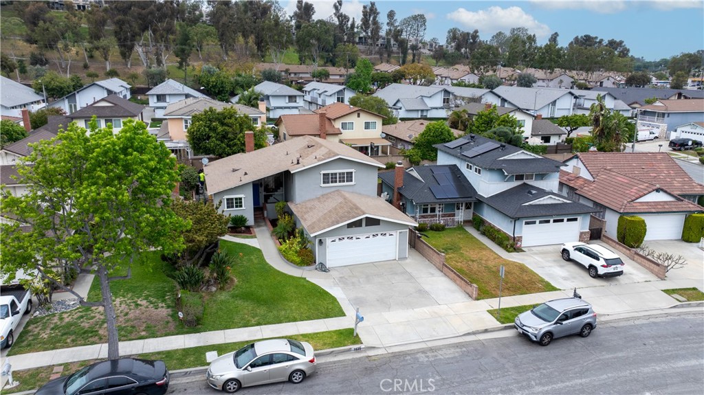 1635 N Greycastle Avenue