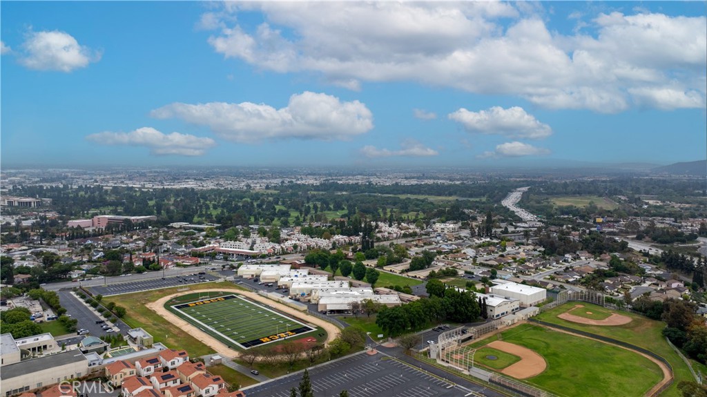 1635 N Greycastle Avenue