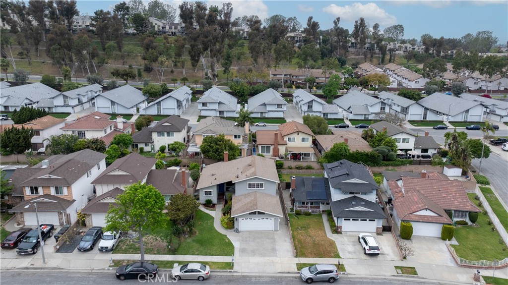 1635 N Greycastle Avenue