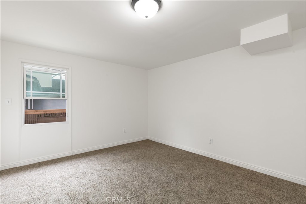 1635 N Greycastle Avenue