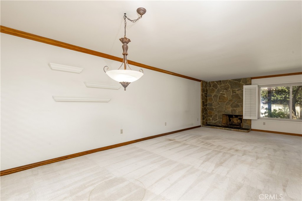 1634 Aspen Village Way