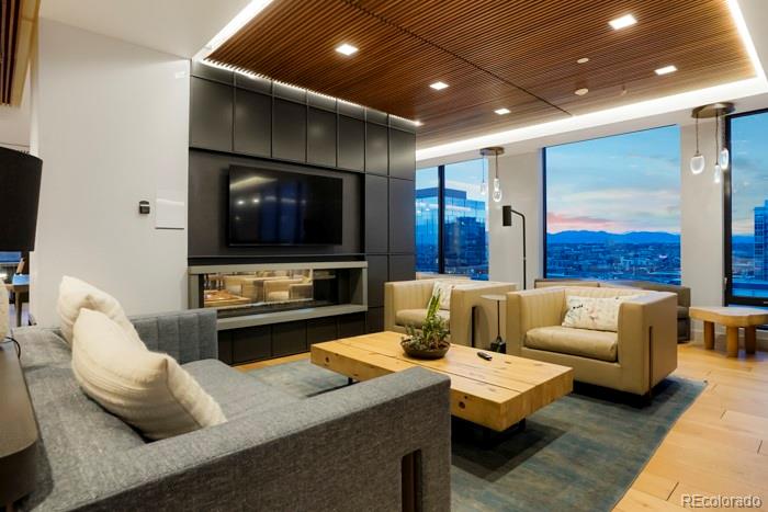 1750 Wewatta Street Unit: 704
