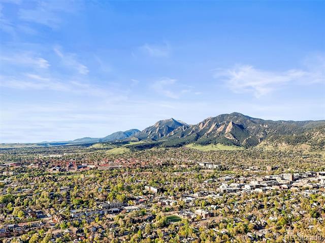 2235 Edgewood Drive