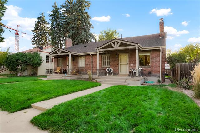 1579 Elm Street