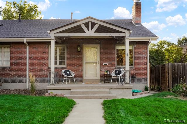 1579 Elm Street