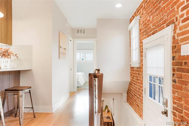 1579 Elm Street