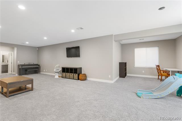 4607 Lakeside Drive