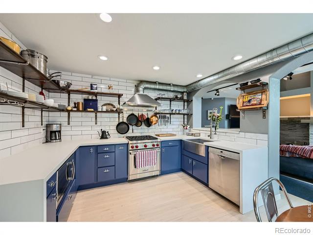 325 Peregrine Circle