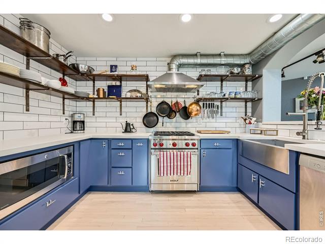 325 Peregrine Circle