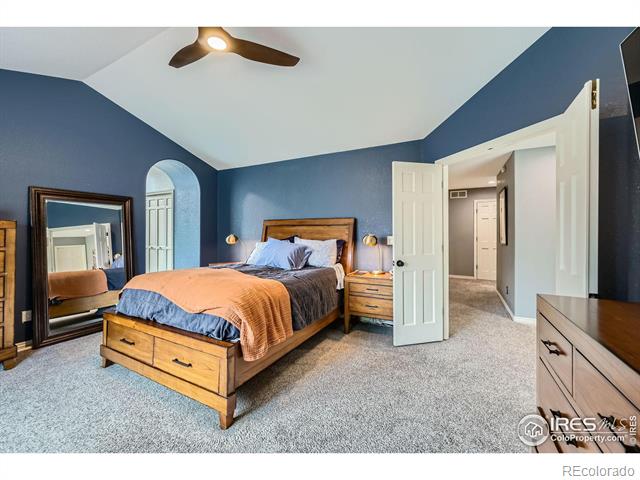 325 Peregrine Circle