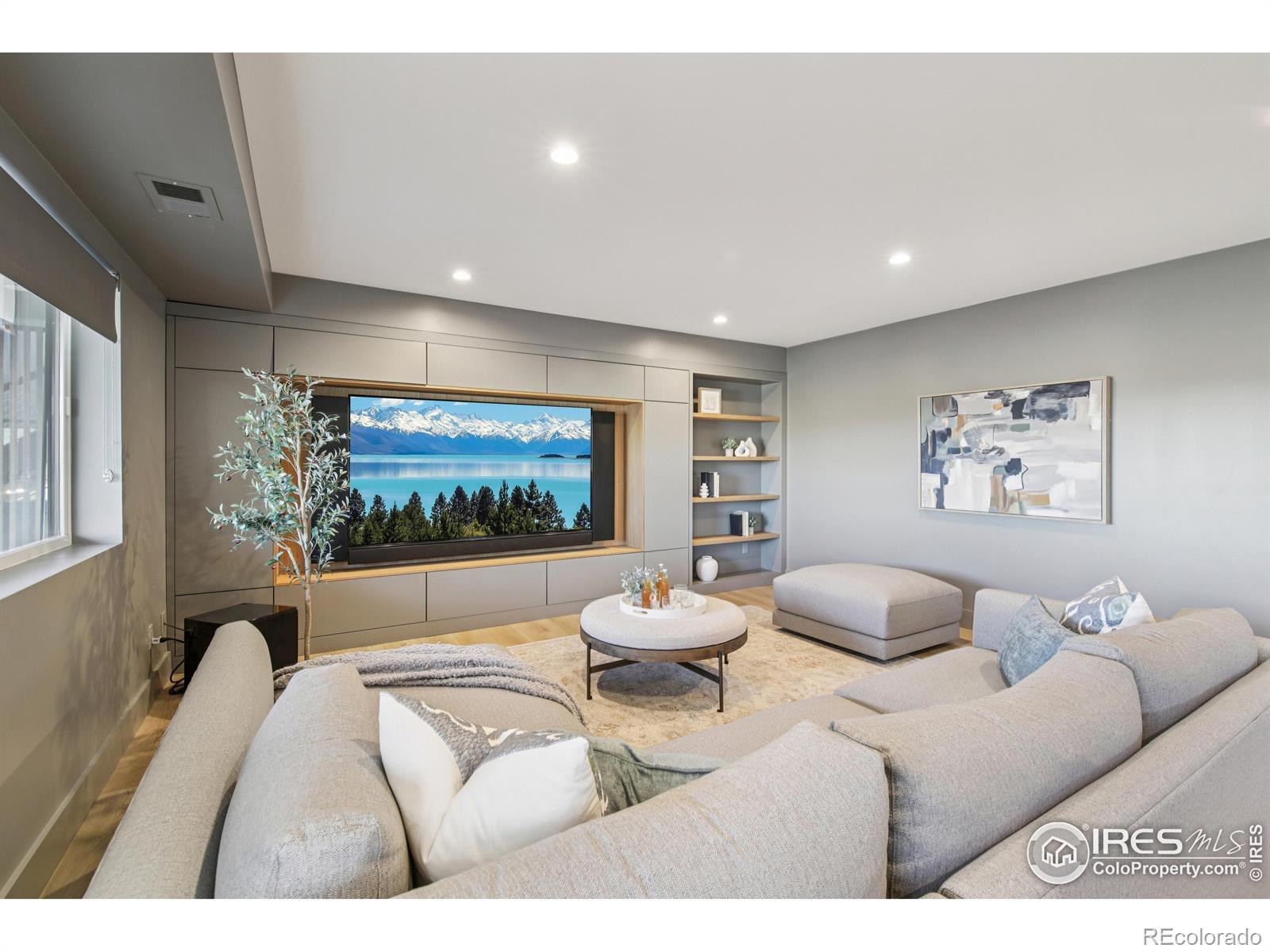2085 Balsam Drive
