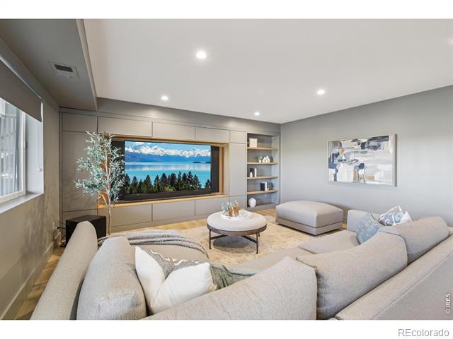 2085 Balsam Drive