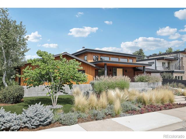 2085 Balsam Drive