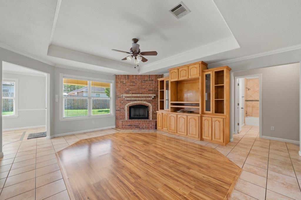 1607 Sunspur DR