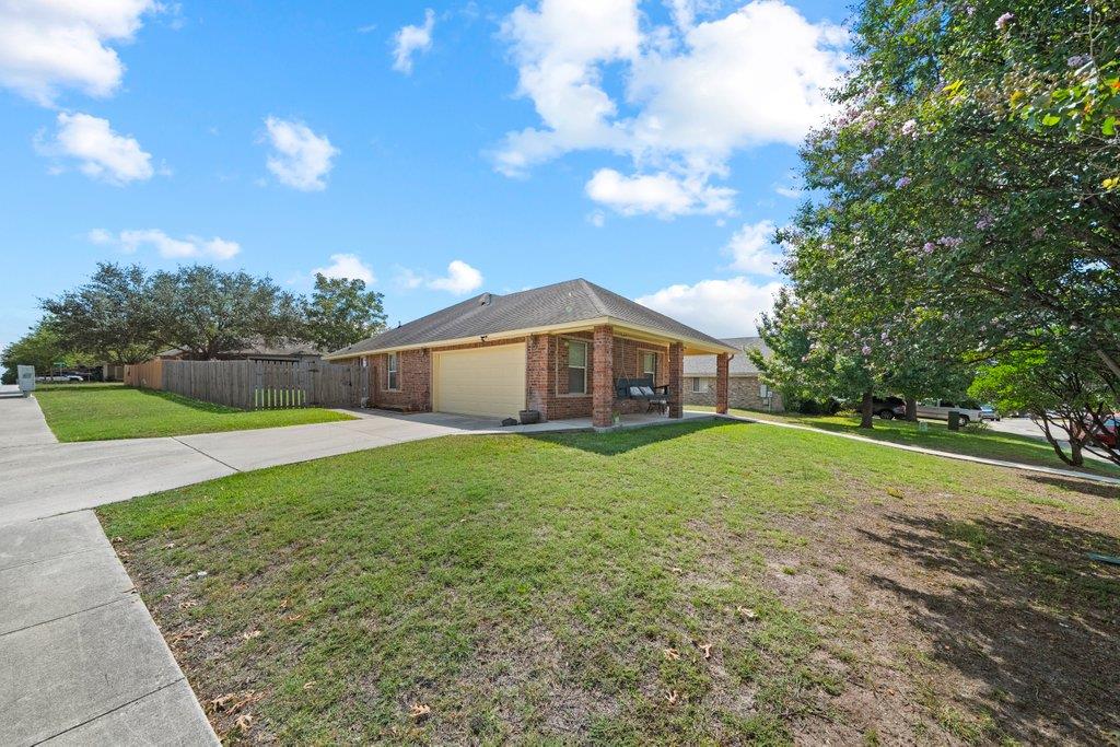 1607 Sunspur DR