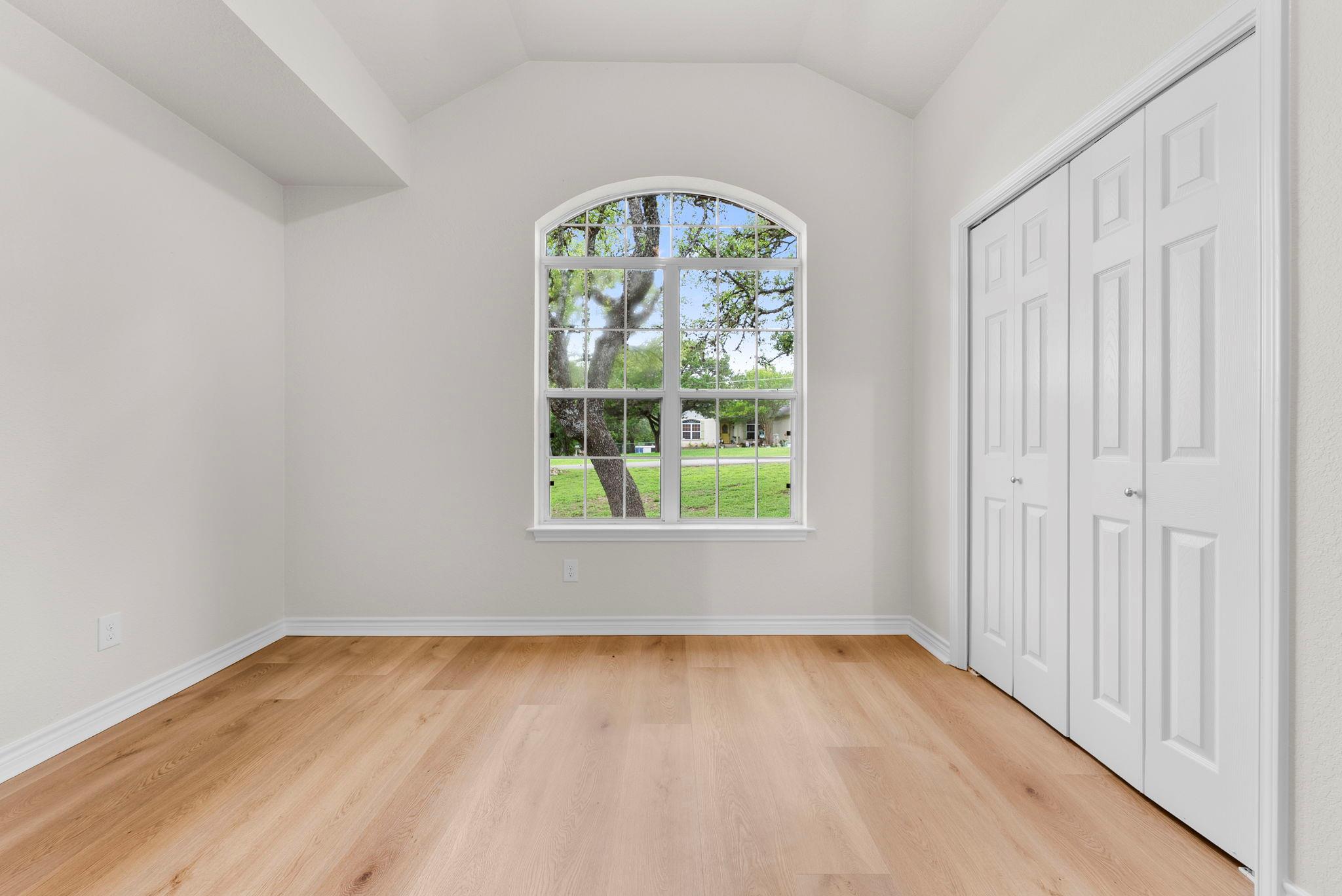 126 Hunter Ridge Rd