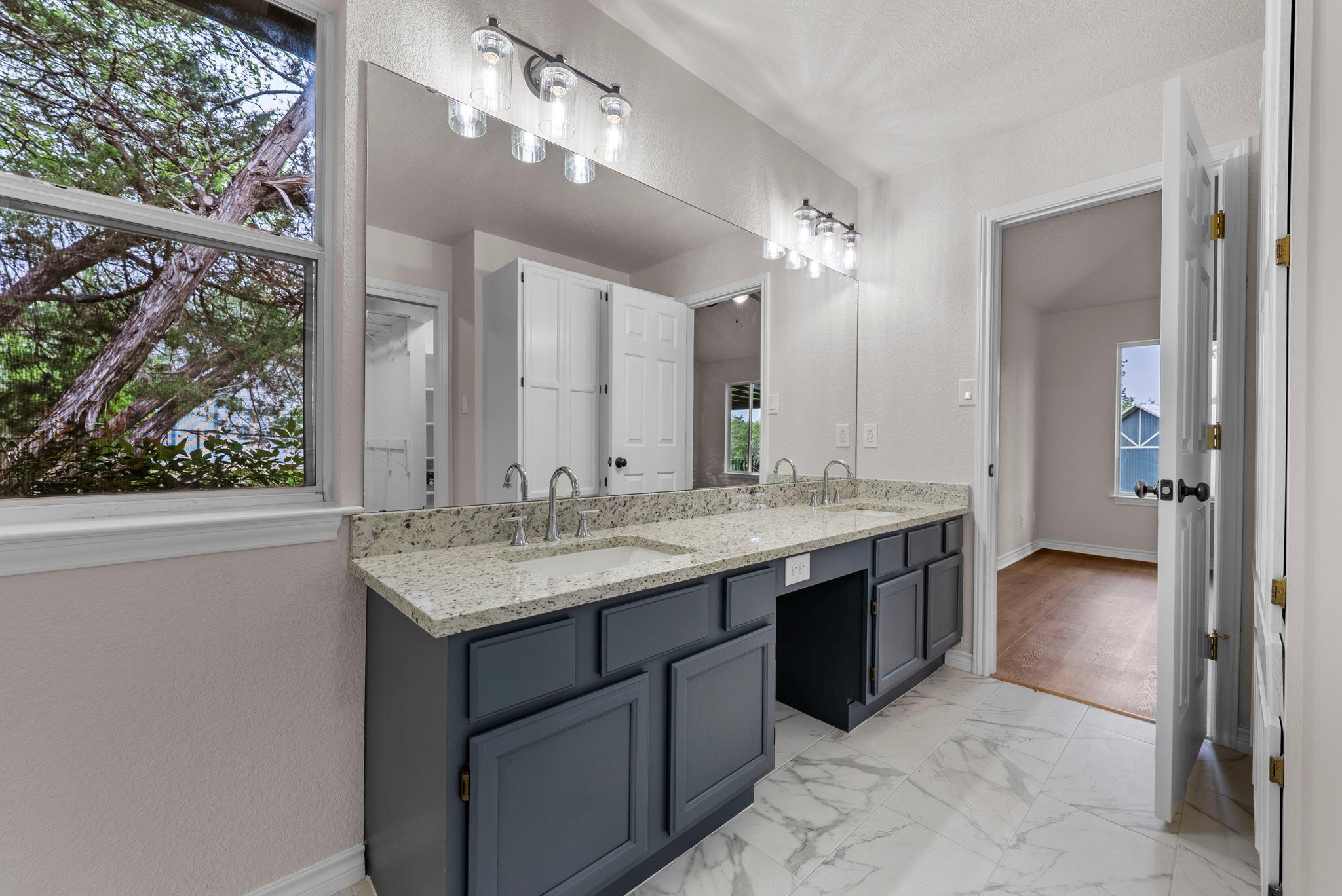 126 Hunter Ridge Rd