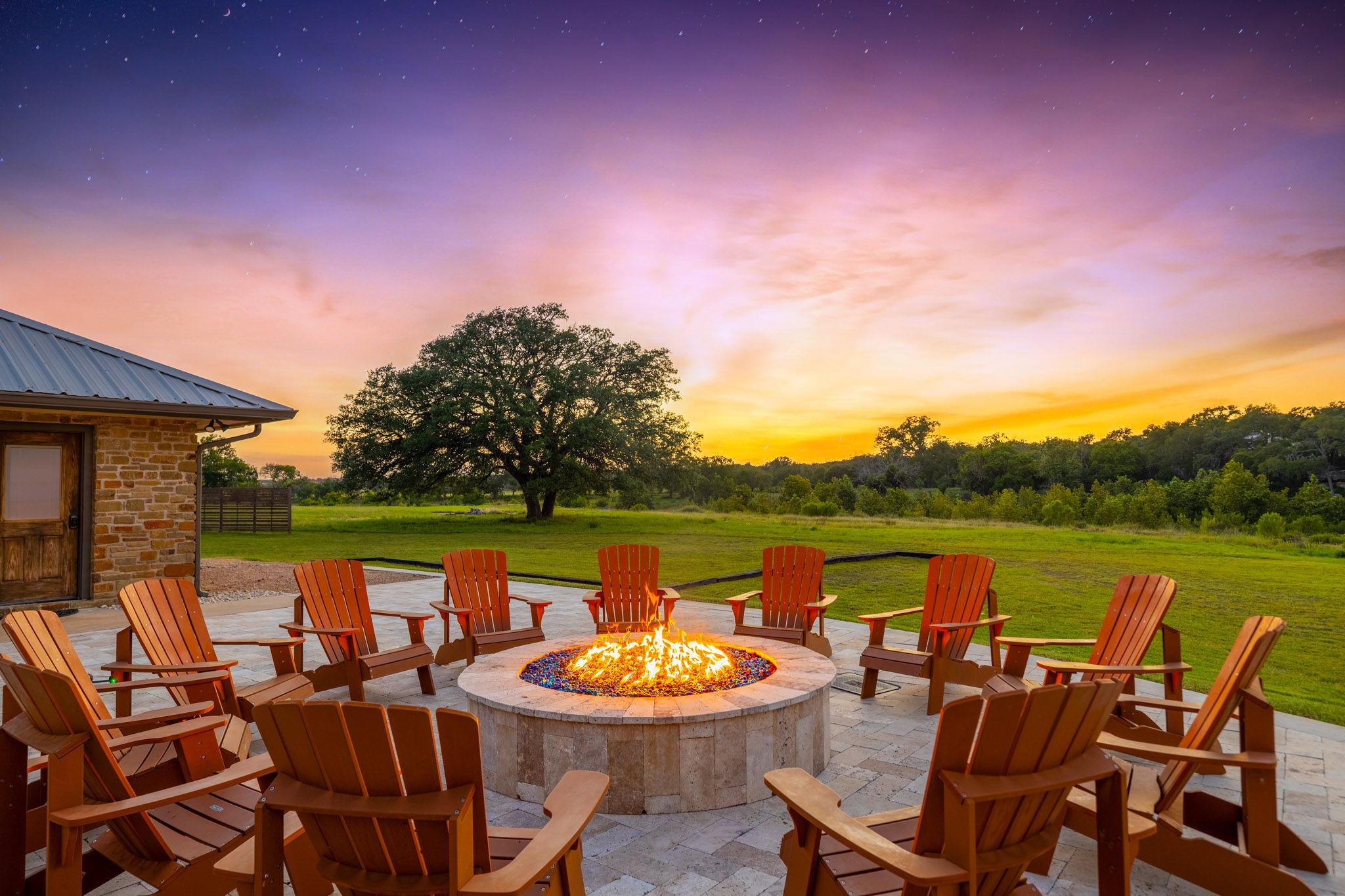 871 Chimney Valley RD