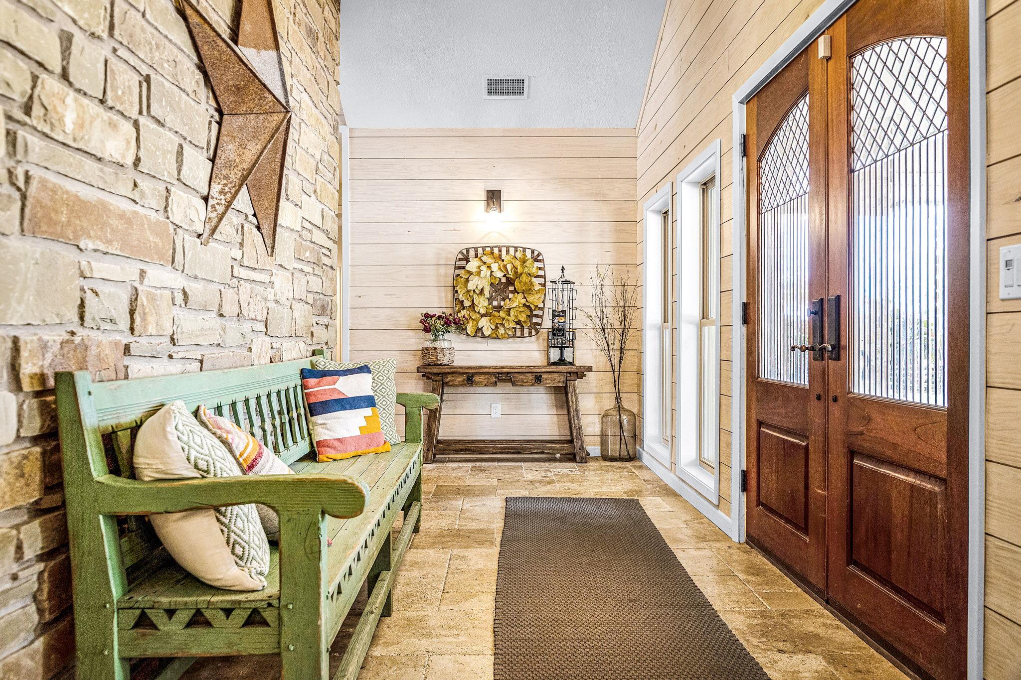 871 Chimney Valley RD