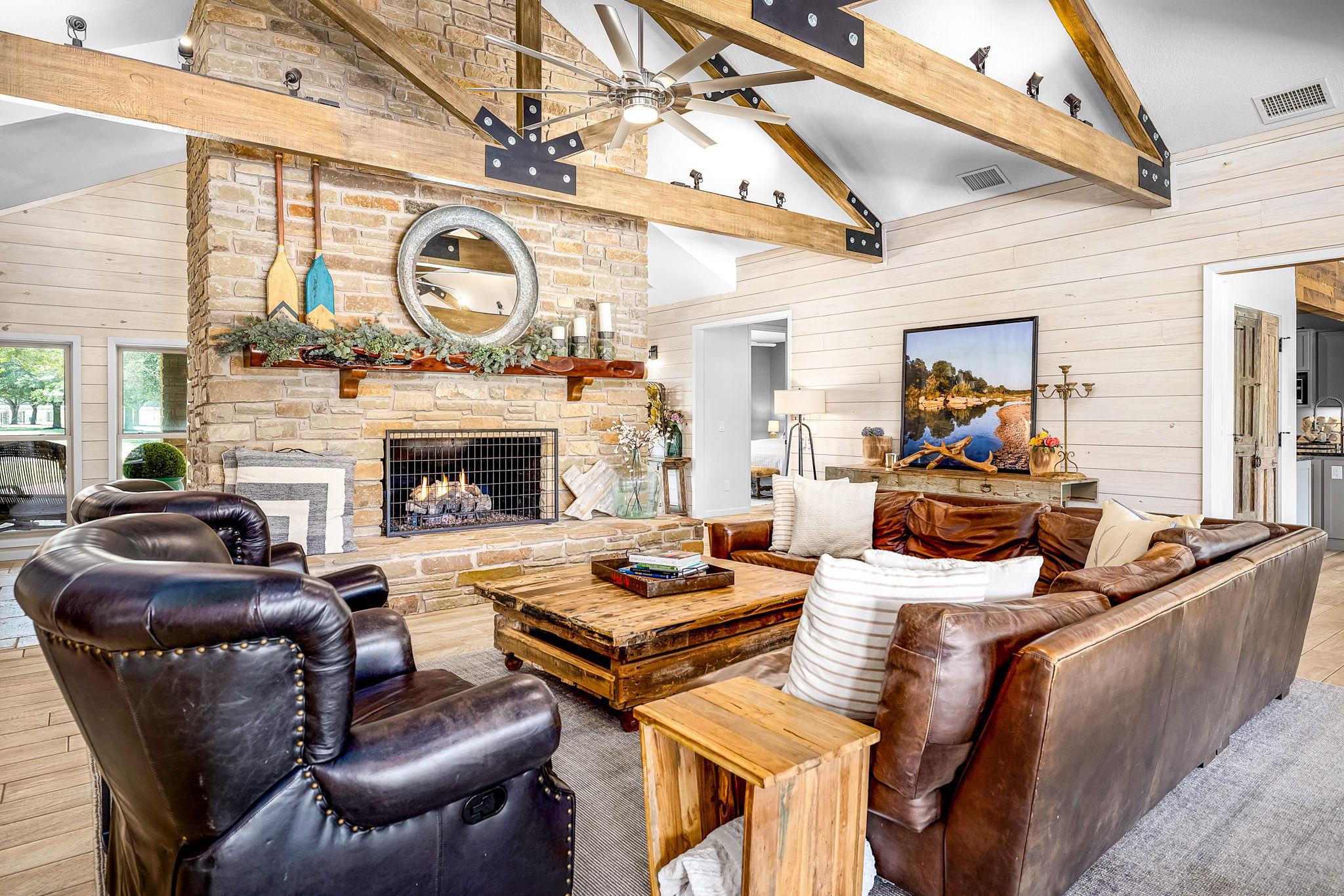 871 Chimney Valley RD