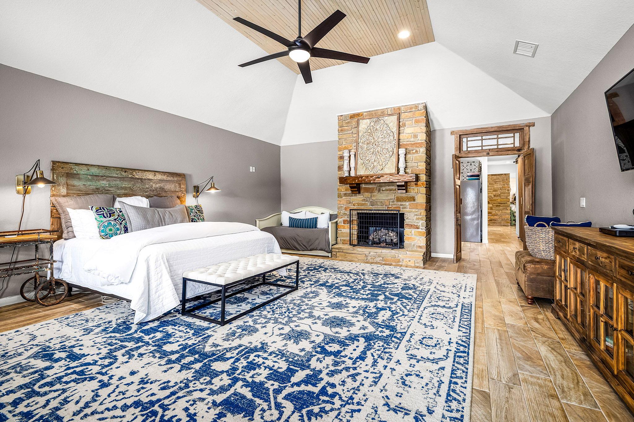 871 Chimney Valley RD