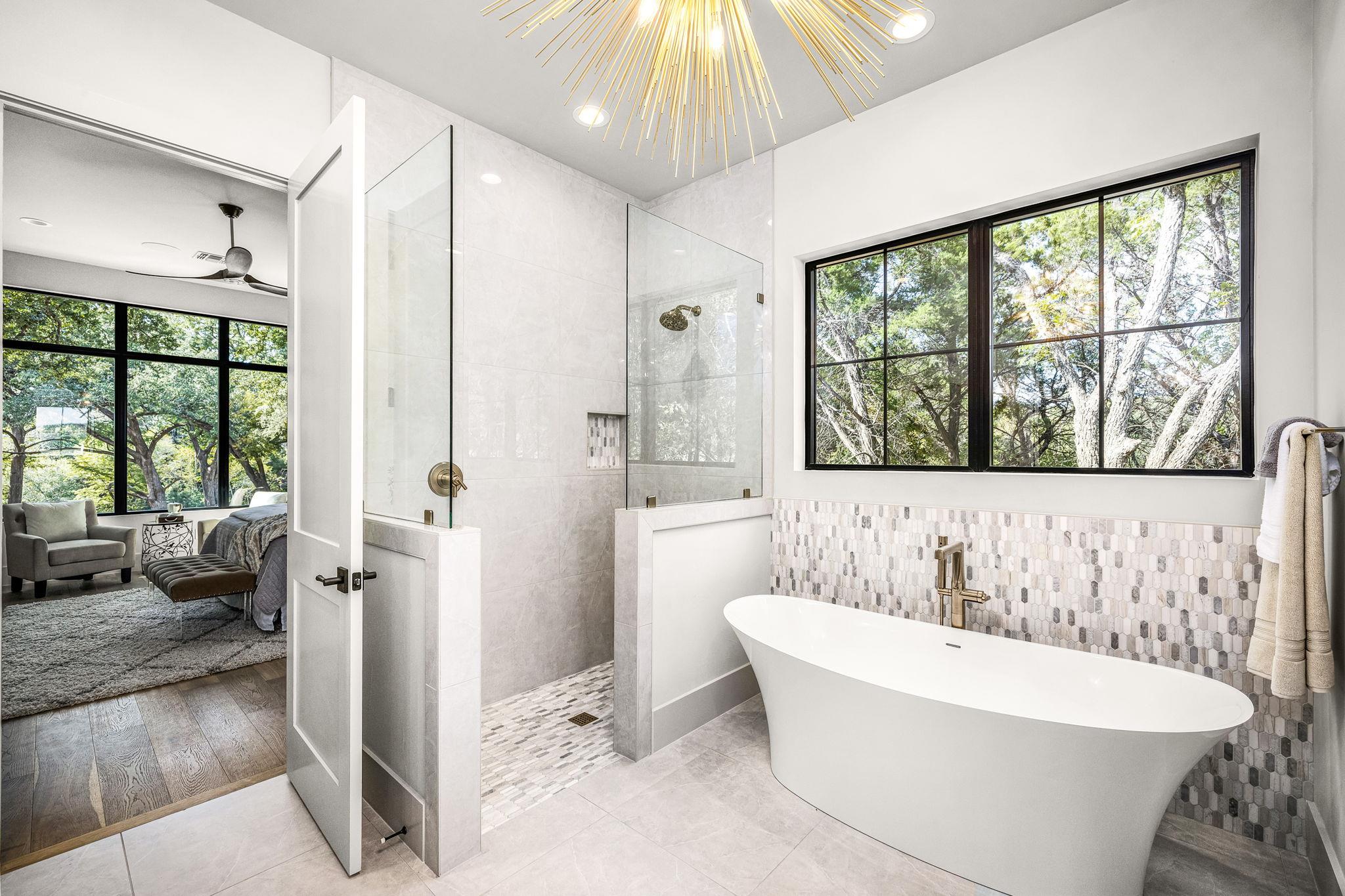 232 Riverfront DR, New Braunfels