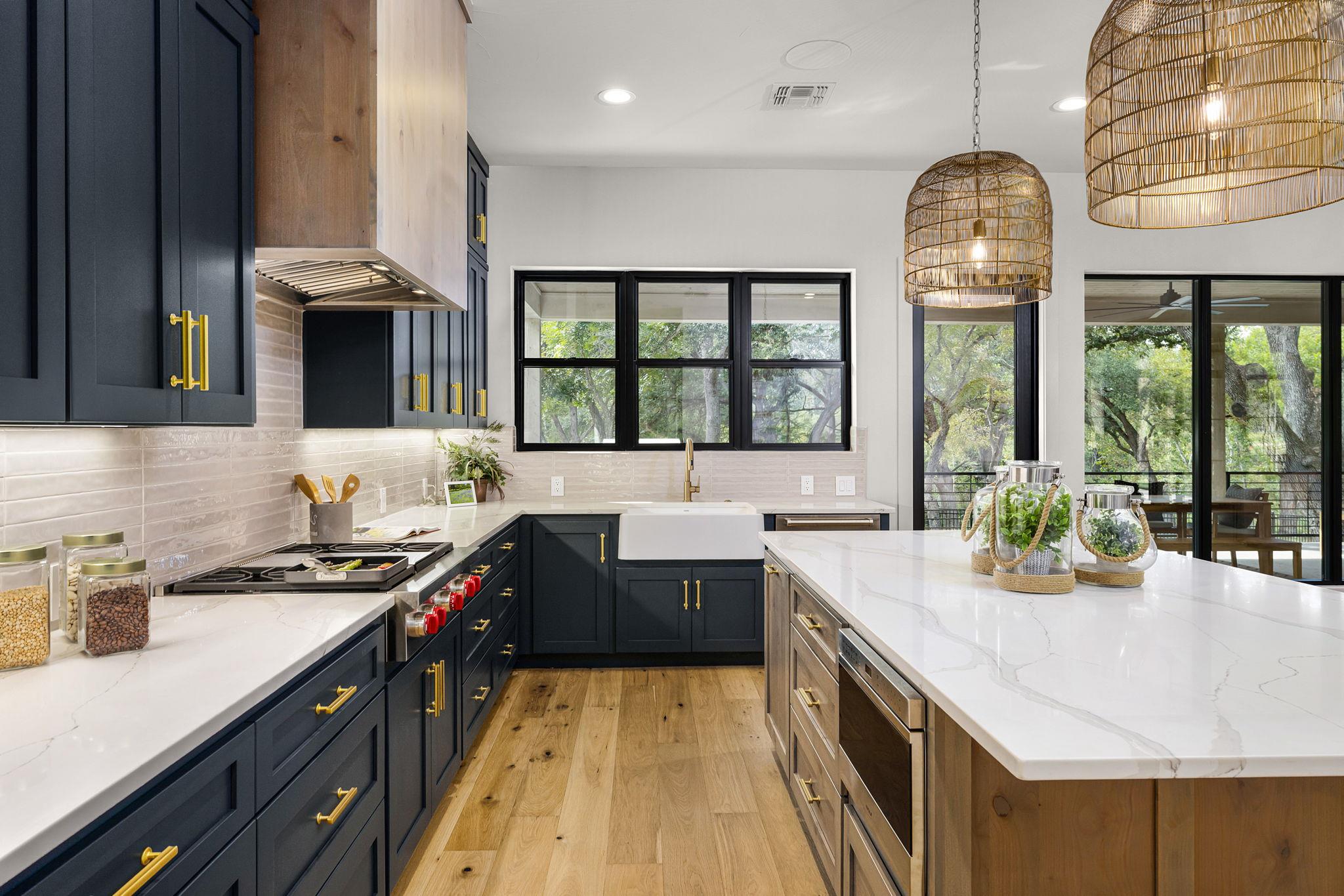 232 Riverfront DR, New Braunfels