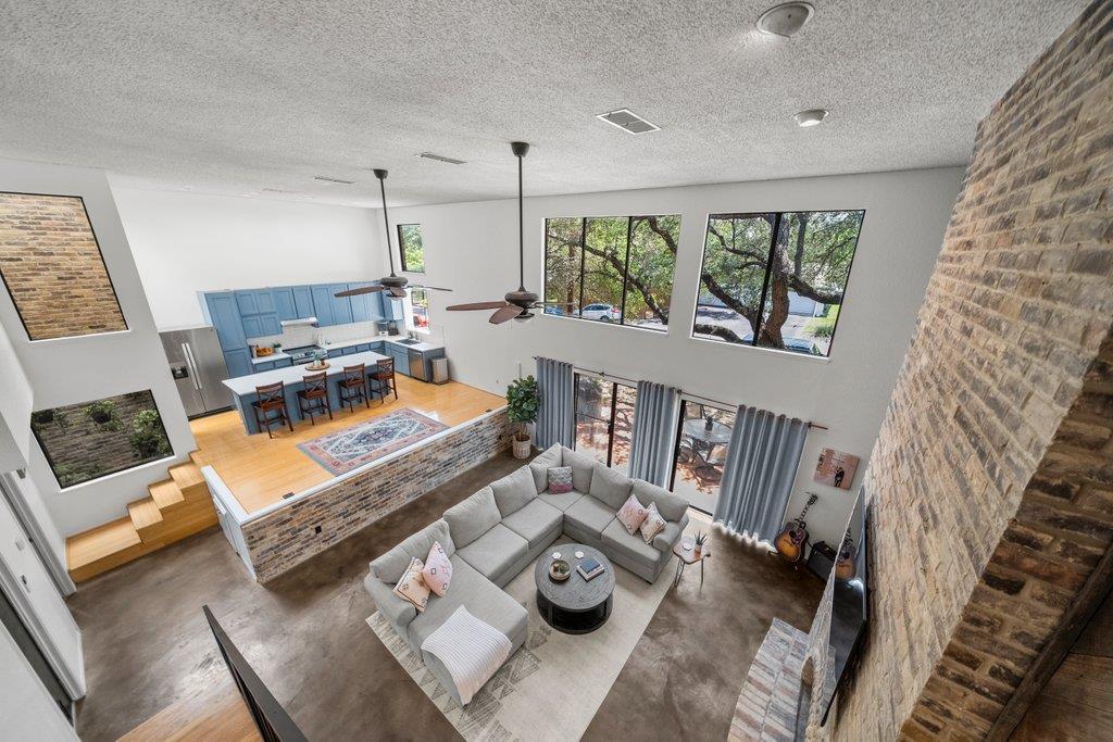 702 California BLVD # 702