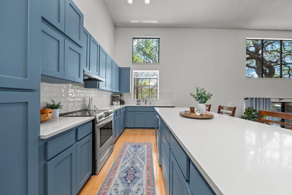 702 California BLVD # 702