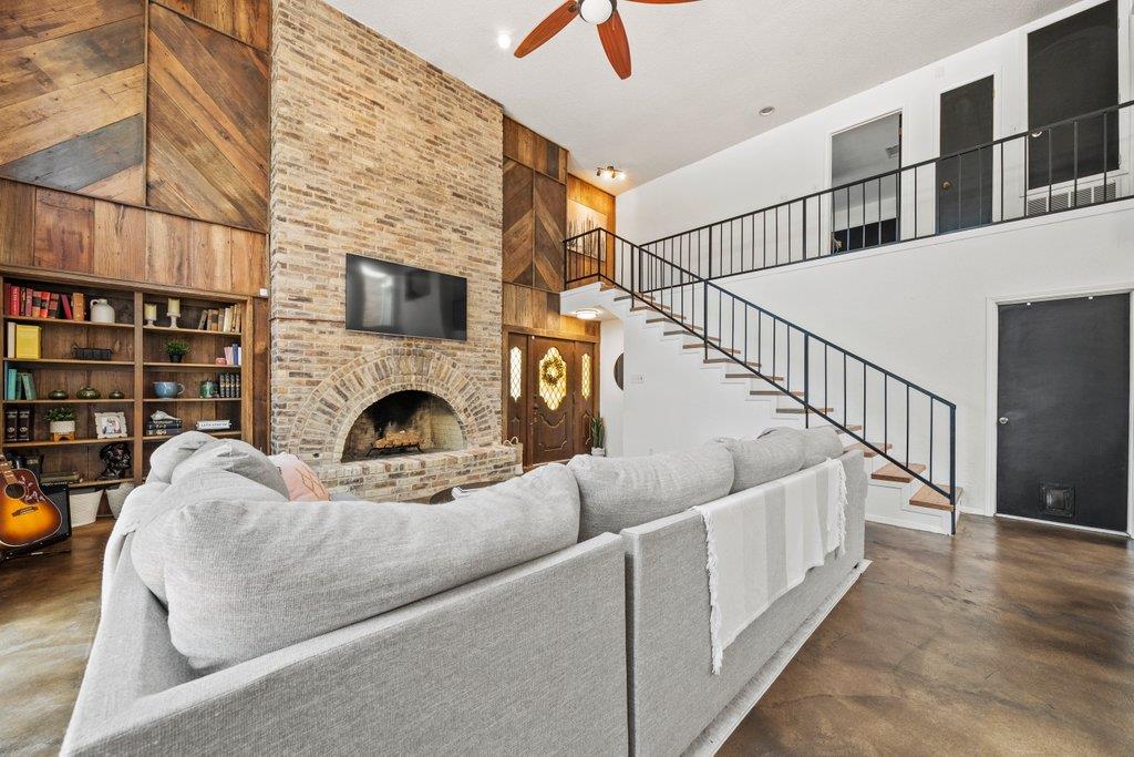 702 California BLVD # 702