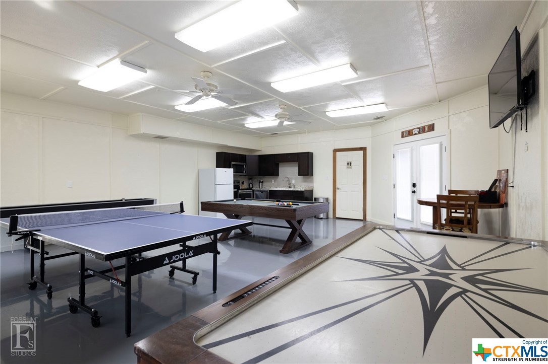 1207 N Austin Street