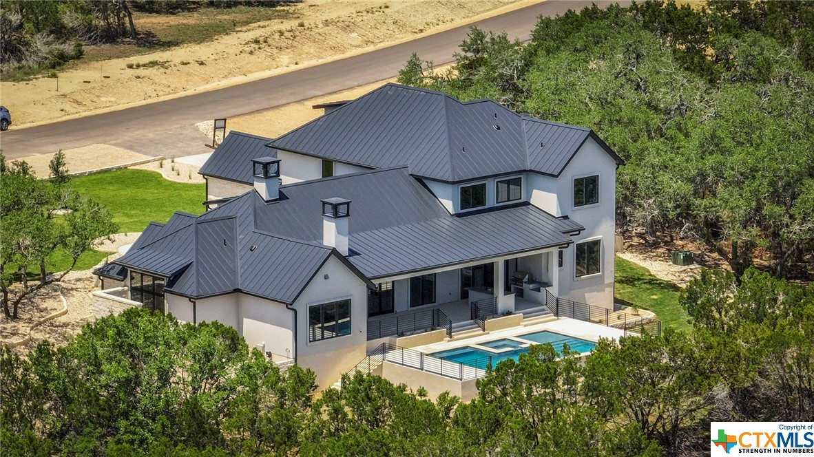 1621 Paradise Parkway