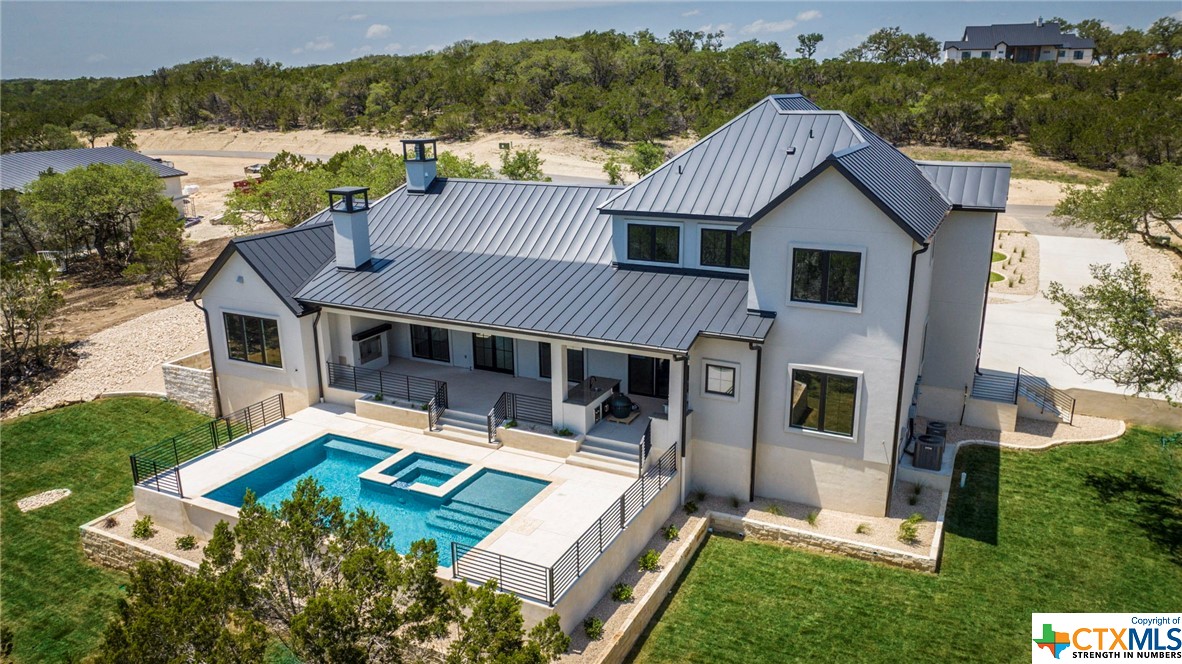 1621 Paradise Parkway