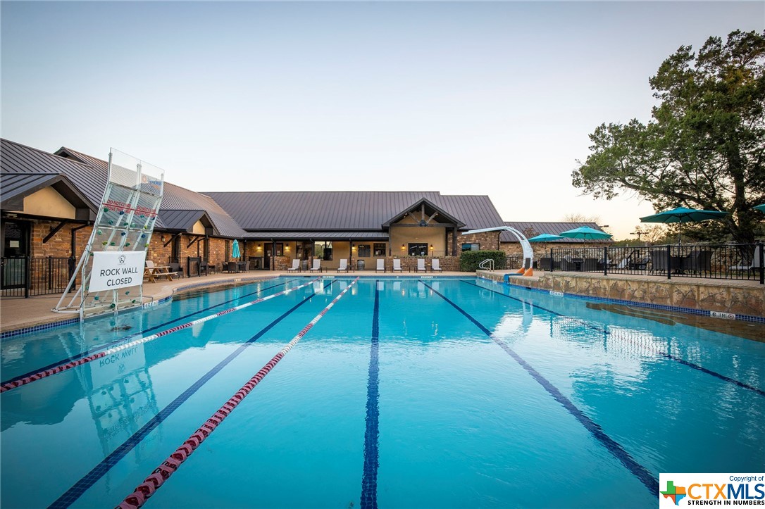 2526 Billabong Avenue