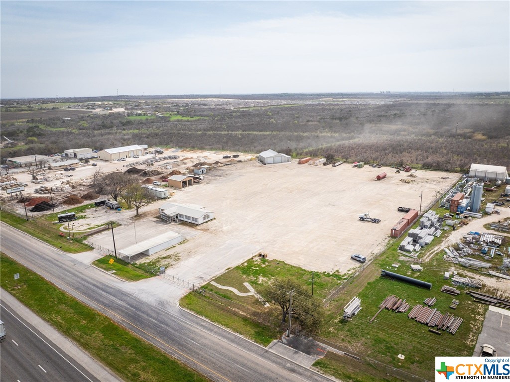 4975 Interstate 35