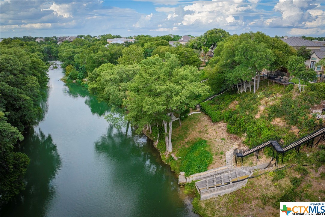 924 Gruene Spring