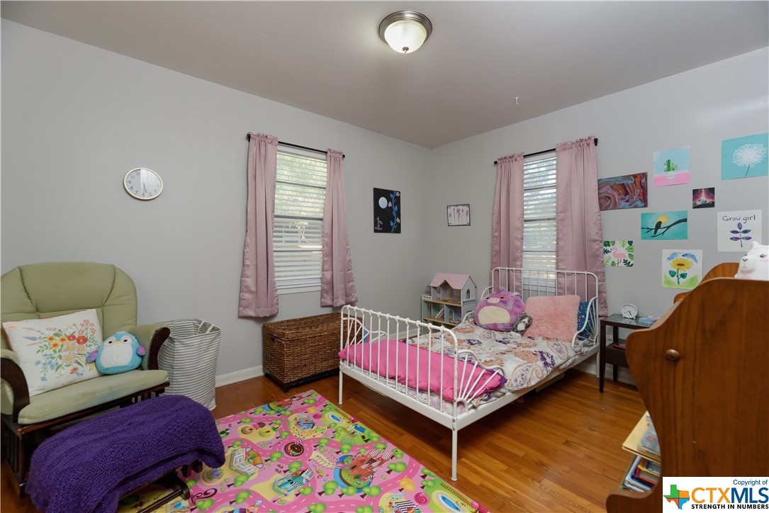 961 San Antonio Avenue