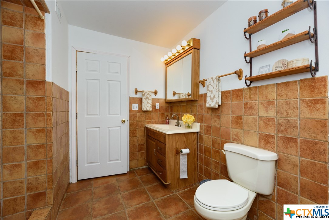 1750 Jakes Colony Road