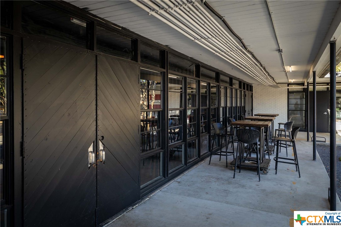 225 N Saunders Street