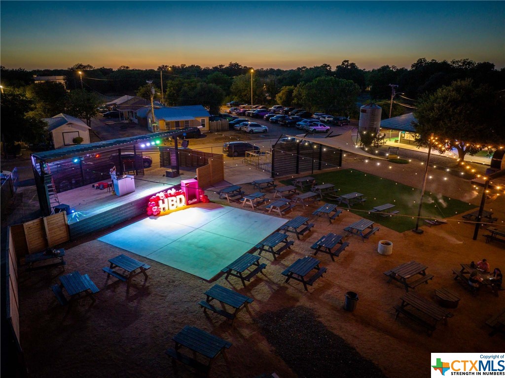 225 N Saunders Street