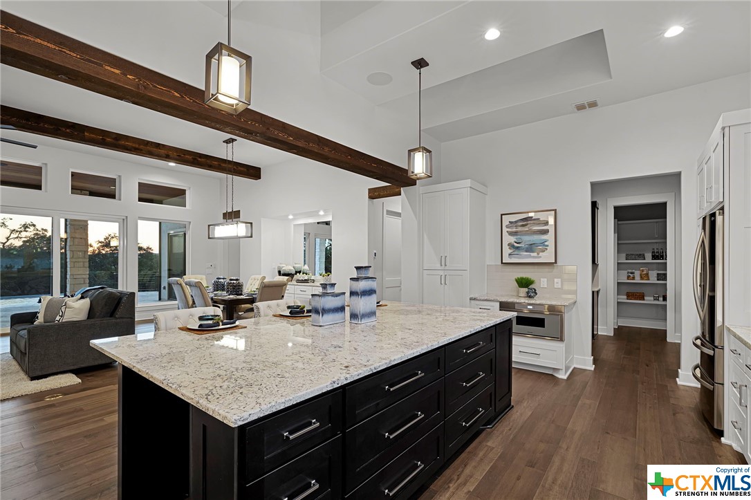 5970 Colin Ridge