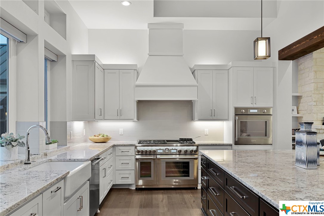 5970 Colin Ridge