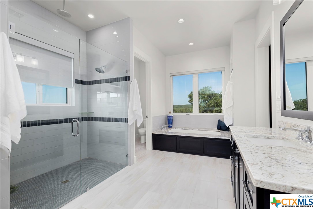 5970 Colin Ridge