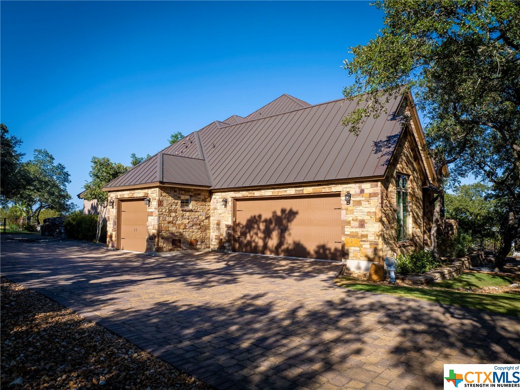 6008 Keller Ridge