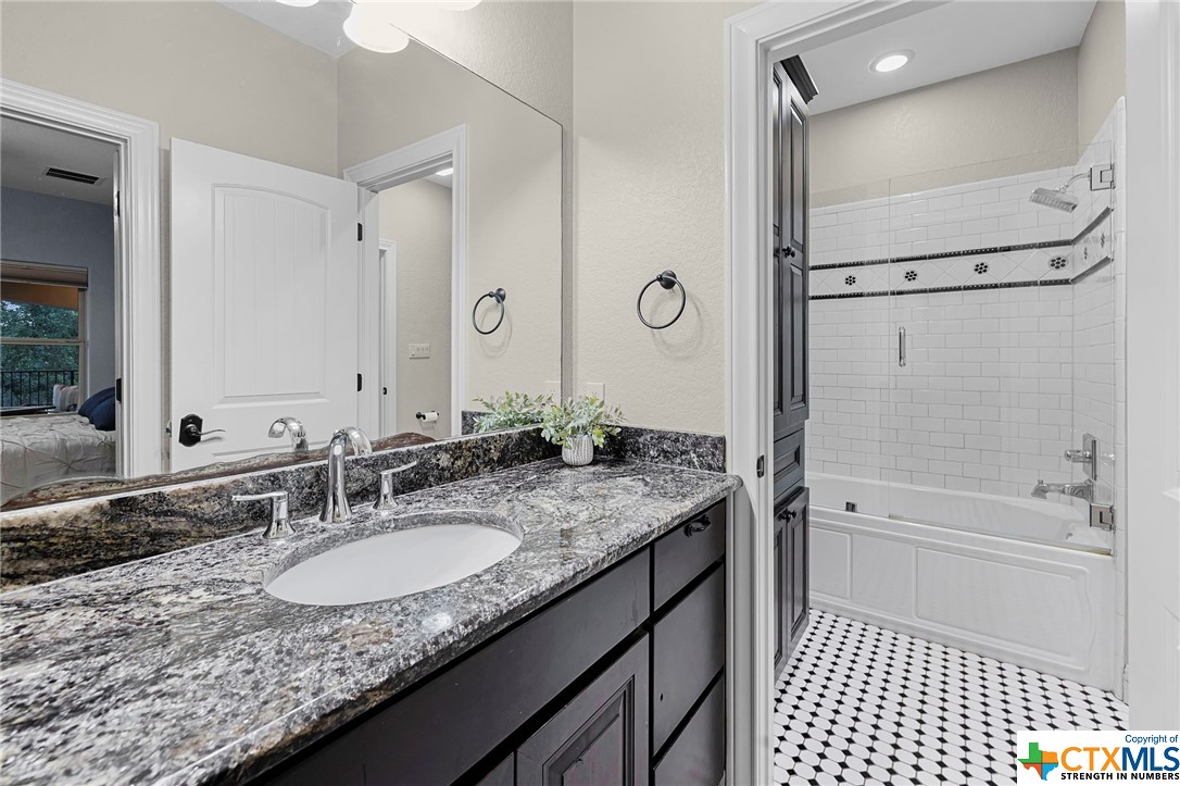 6008 Keller Ridge