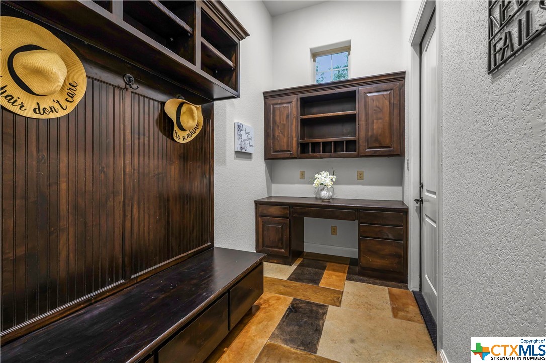 6008 Keller Ridge