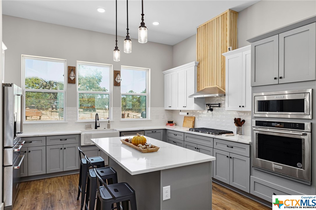 1947 Granada Hills