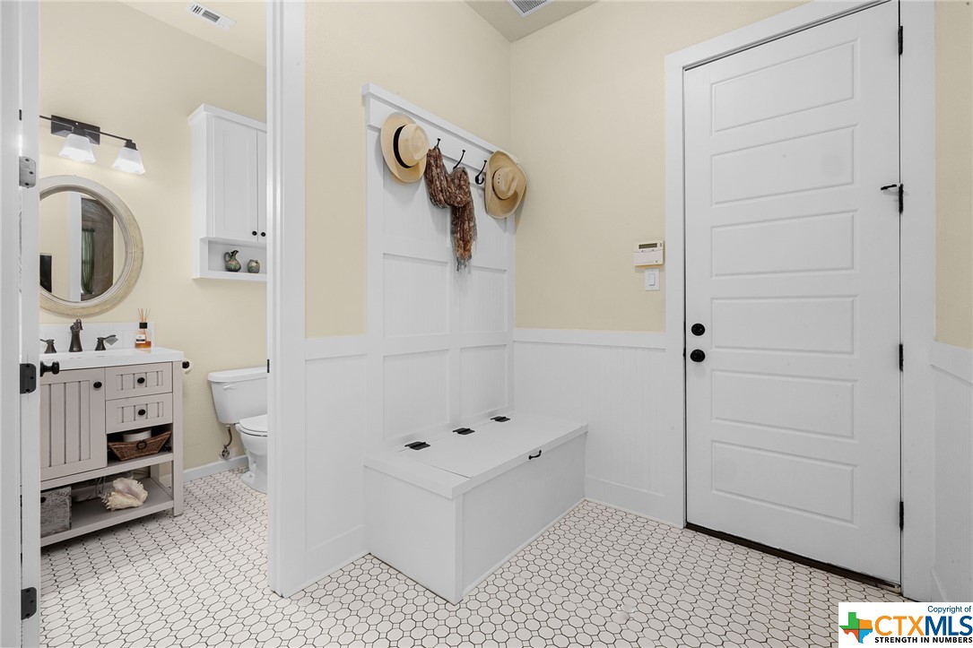 474 Thoroughbred Lane