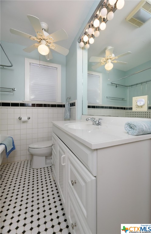 311 Lakeview Boulevard