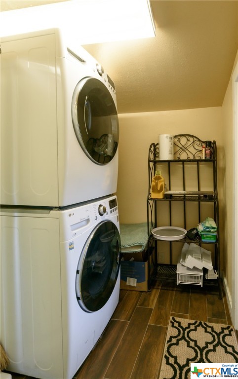 311 Lakeview Boulevard